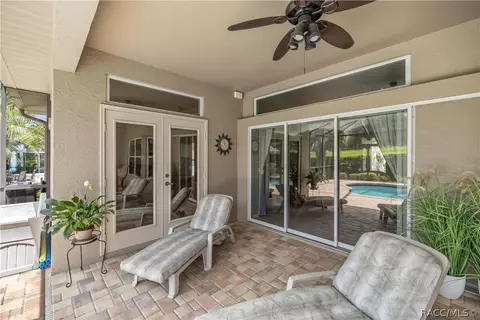 Exterior - 860 W Silver Meadow Loop, Hernando, FL 34442 photo 6 of 12