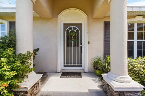 1885 W Swanson Dr, Citrus Springs, FL 34434