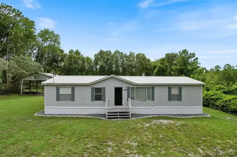 1390 NE 115th Ave, Silver Springs, FL 34488