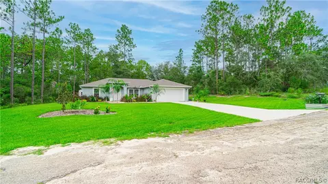 3769 W Midway Dr, Citrus Springs, FL 34433