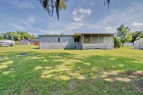 8069 E Penbrook Ln, Floral City, FL 34436