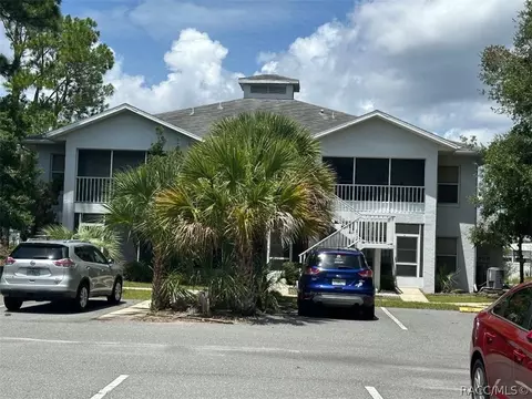 801 SE Mayo Dr, Crystal River, FL 34429