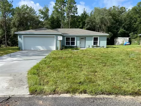 2020 W Alfot Pl, Dunnellon, FL 34434
