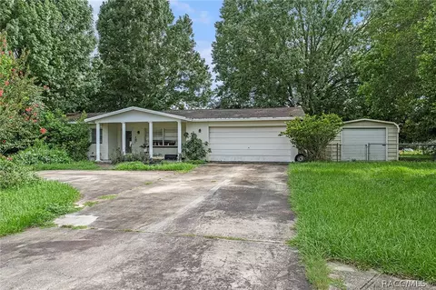 4 Jessie Ct, Beverly Hills, FL 34465
