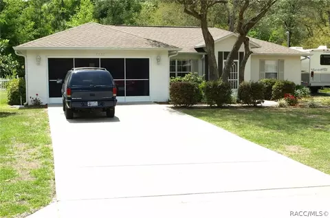 1676 W Alexander Dr, Citrus Springs, FL 34434