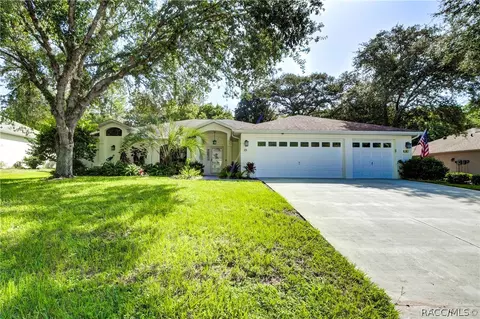 13 Gourds Ct E, Homosassa, FL 34446
