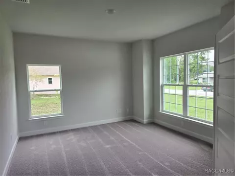 4 Viola Ct, Homosassa, FL 34446