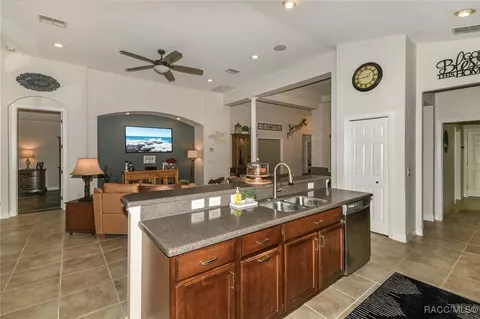 Kitchen - 1862 N Gibson Pt, Hernando, FL 34442 photo 6 of 6