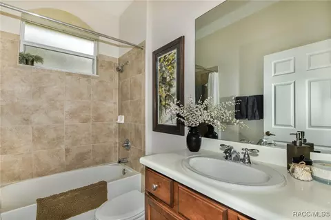 Bath - 1862 N Gibson Pt, Hernando, FL 34442 photo 5 of 5