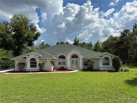 2504 W Pine Ridge Blvd, Beverly Hills, FL 34465