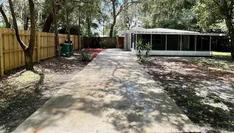 5384 S Perch Dr, Floral City, FL 34436