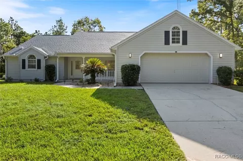 17 Sweet Peas Ct, Homosassa, FL 34446