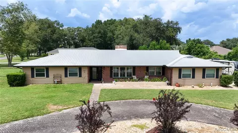 3022 S Circle Dr, Inverness, FL 34450