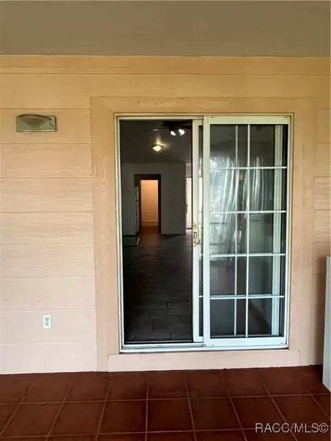 115 E Hartford St, Hernando, FL 34442 photo 6