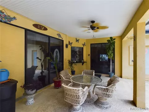 Exterior - 104 E Savoy St, Lecanto, FL 34461 photo 9 of 14