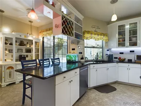 Kitchen - 104 E Savoy St, Lecanto, FL 34461 photo 2 of 7