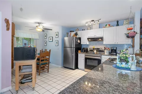 2319 N Hendry Pt, Hernando, FL 34442 photo 13