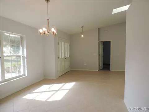 547 E Dakota Ct, Hernando, FL 34442 photo 14