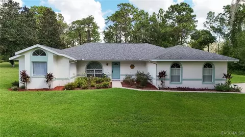 271 E Foster Ct, Lecanto, FL 34461