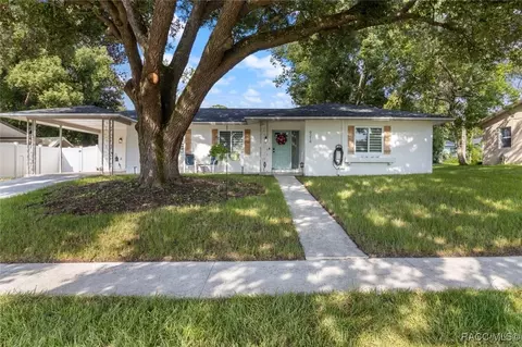 9214 N Greco Ter, Citrus Springs, FL 34434