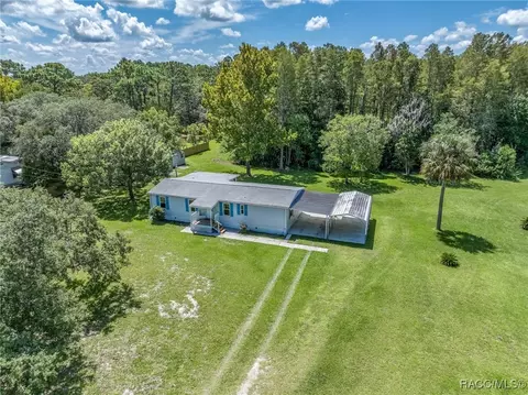 8354 W Tawny Rose Ln, Crystal River, FL 34429