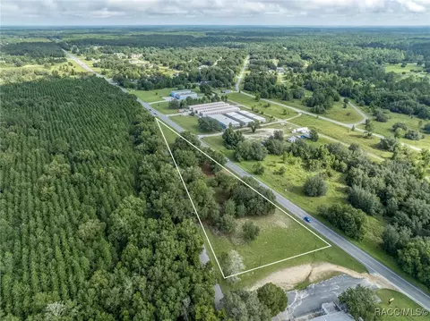 7322 N Florida Ave, Dunnellon, FL 34434