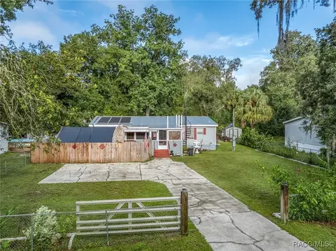 6570 N Tamarind Ave, Hernando, FL 34442