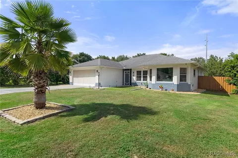 77 W Sugarberry Ln, Beverly Hills, FL 34465