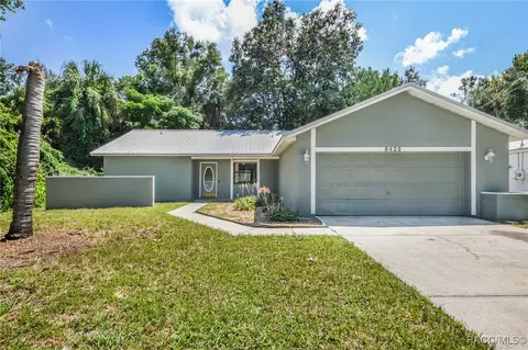 8422 W Bradshaw St, Homosassa, FL 34448
