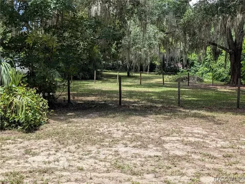 4865 E Princeton Ln, Hernando, FL 34442 photo 7