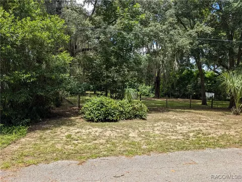 4865 E Princeton Ln, Hernando, FL 34442 photo 9