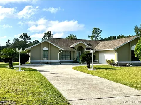 3150 W Mustang Blvd, Beverly Hills, FL 34465