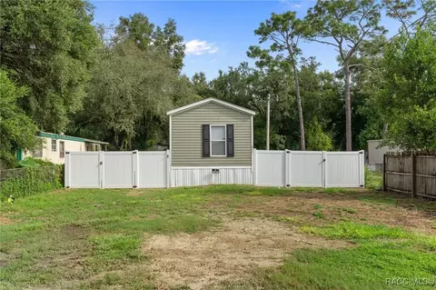 6321 W Orange Ln, Crystal River, FL 34429