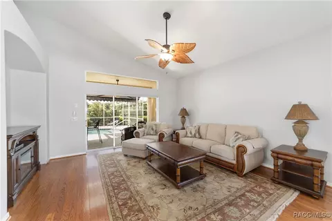 Living - 902 W Silver Meadow Loop, Hernando, FL 34442 photo 2 of 5