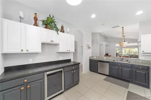 Kitchen - 902 W Silver Meadow Loop, Hernando, FL 34442 photo 5 of 5