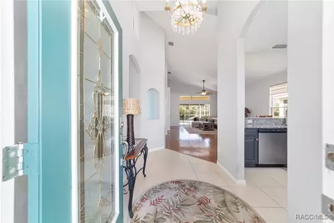Entry Way - 902 W Silver Meadow Loop, Hernando, FL 34442 photo 2 of 4