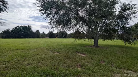 2811 N Annapolis Ave, Hernando, FL 34442