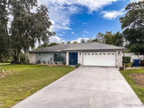 13084 Oneida St, Spring Hill, FL 34609 photo 1