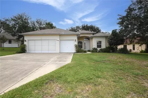 5648 W Hunters Ridge Cir, Lecanto, FL 34461