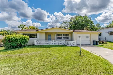 63 S Columbus St, Beverly Hills, FL 34465