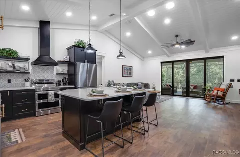 Kitchen - 667 E Reehill St, Lecanto, FL 34461 photo 3 of 6