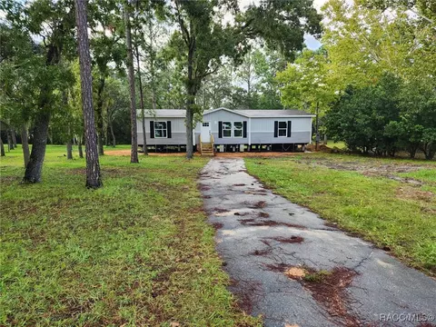 6589 W Rosedale Dr, Homosassa, FL 34448