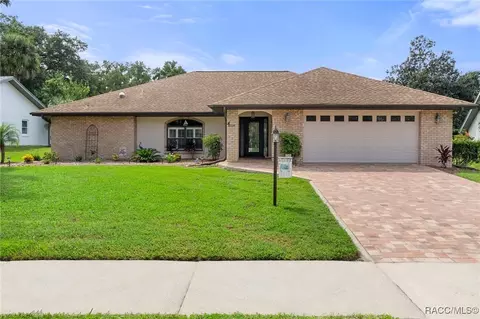 1348 N Hunterston Pt, Crystal River, FL 34429
