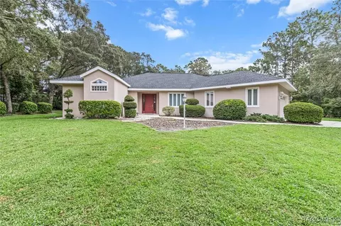 5541 N Mock Orange Dr, Beverly Hills, FL 34465