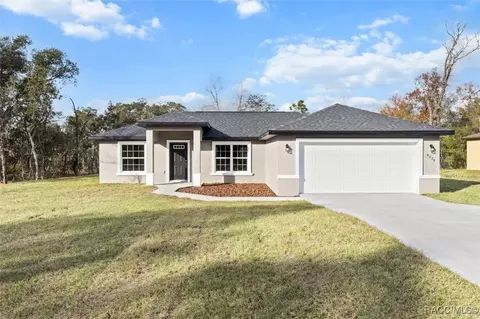 6220 N Darlington Dr, Citrus Springs, FL 34434