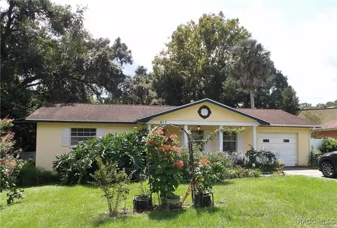 817 Oak St, Inverness, FL 34452