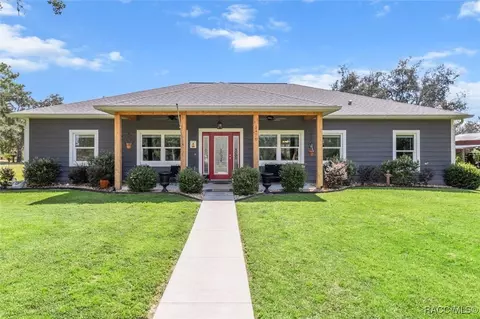 5470 W Oaklawn St, Homosassa, FL 34446