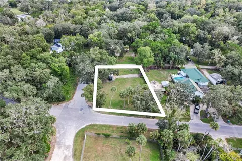 5431 S Boulevard Dr, Homosassa, FL 34448