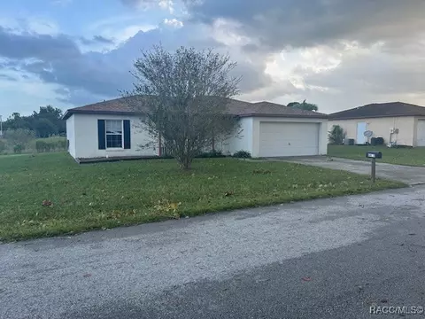 6473 W Pelican Ln, Homosassa, FL 34448
