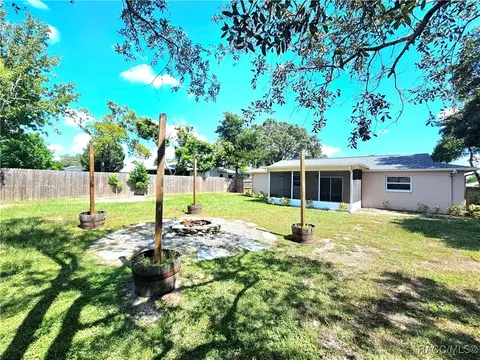 Exterior - 5375 Ashland Dr, Spring Hill, FL 34606 photo 4 of 5